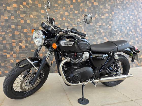 TRIUMPH BONNEVILLE T100 900 TRIUMPH BONNEVILLE T100 900